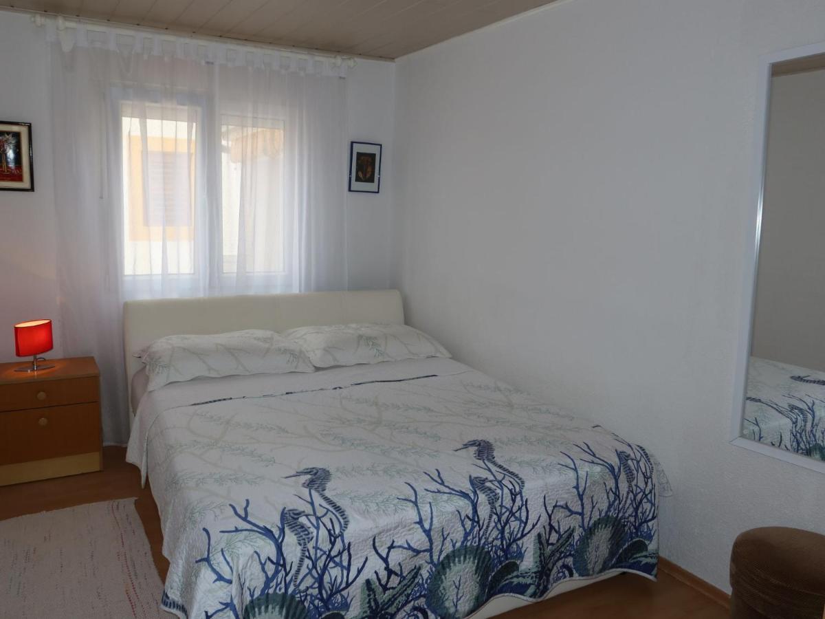 Apartment Mira-1 By Interhome Vir Kültér fotó